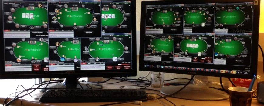 Multitabling online poker session - test